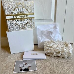 Christian Dior Beauty Holiday 2024 Gift Box Limited Edition 8x8x4, Tissue paper